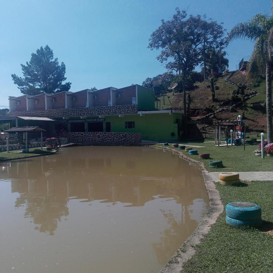Pesqueiro Restaurante E Pousada Pingo De Ouro Piedade  Eksteriør bilde